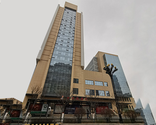 青海建設科技大廈三陽大酒店(四星級，21000m2，海湖新區(qū)地標建筑)